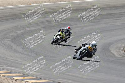 media/Apr-20-2025-CVMA (Sun) [[39090e8767]]/Race 11-500-350 Supersport (Holeshot)/